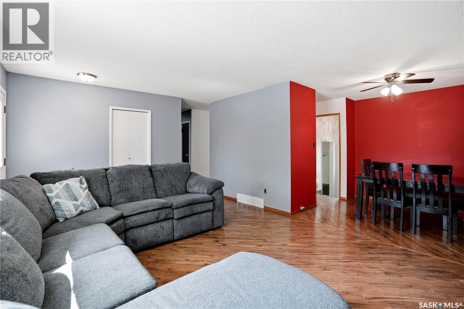 66 Nelles STREET - 6