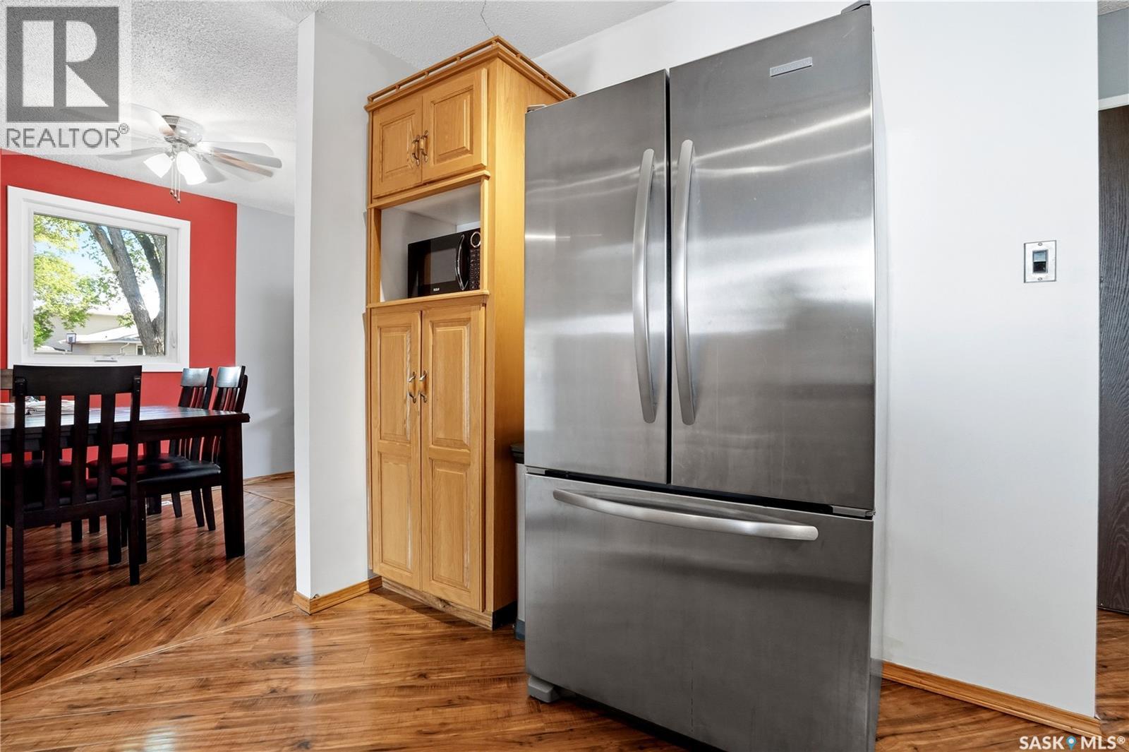 66 Nelles STREET - 8