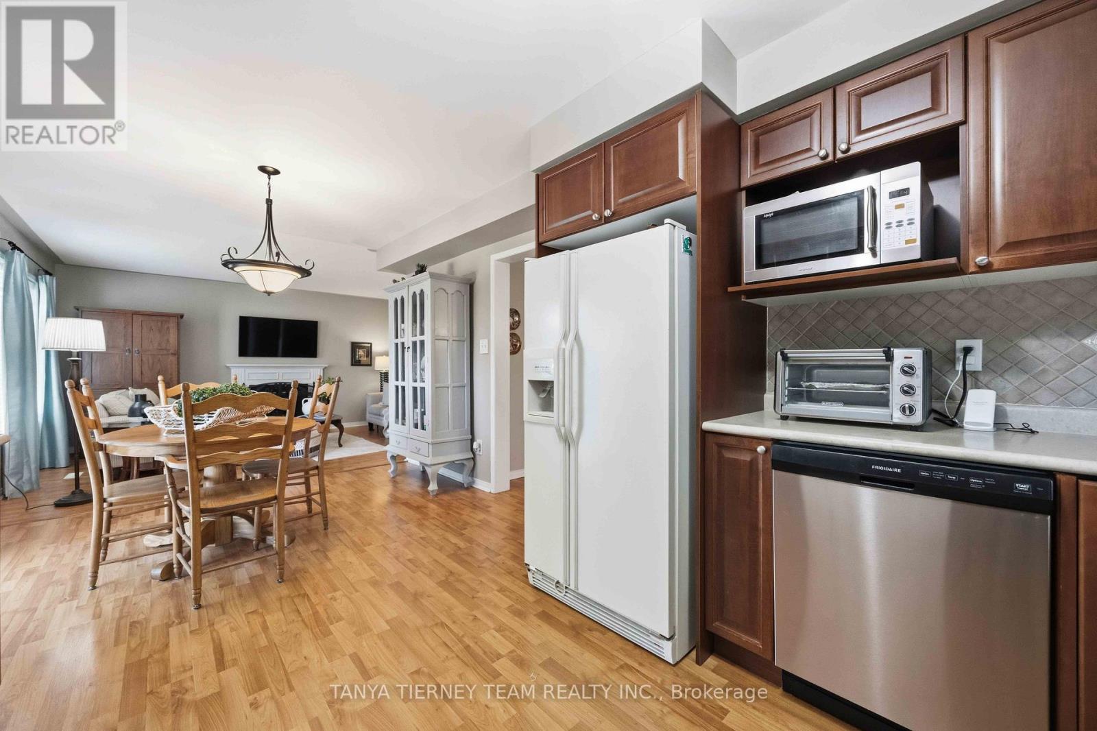 17 ROBERT ATTERSLEY DRIVE E - 22