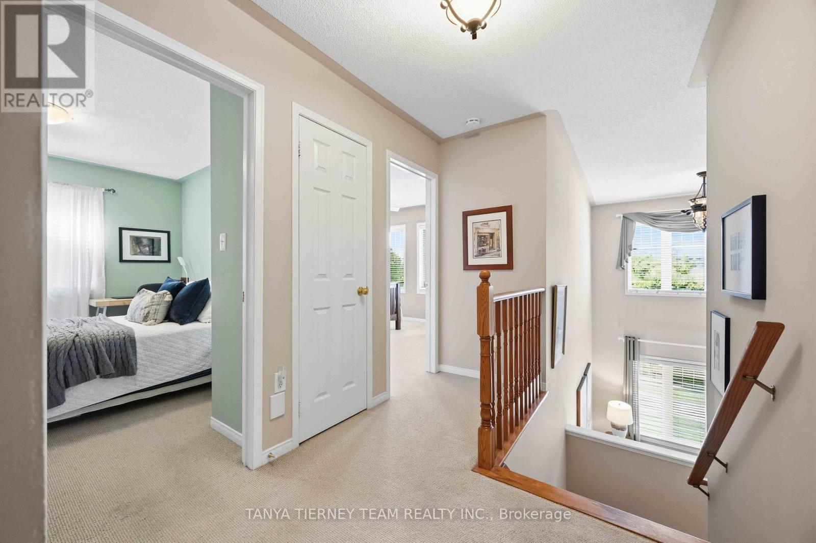 17 ROBERT ATTERSLEY DRIVE E - 31