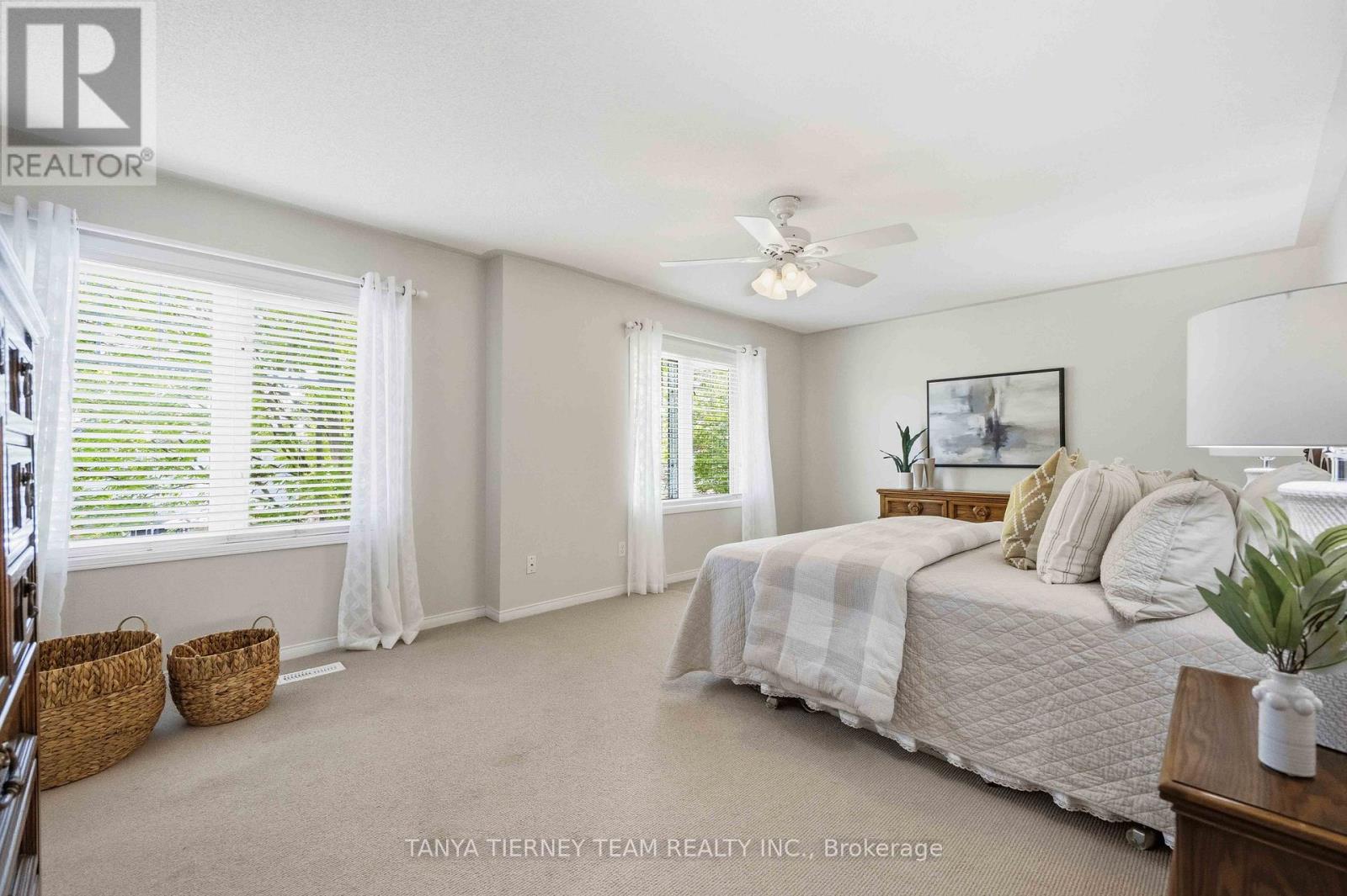 17 ROBERT ATTERSLEY DRIVE E - 34