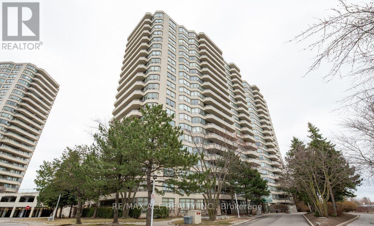 Listing photo of 580 - 1 GREYSTONE WALK DRIVE