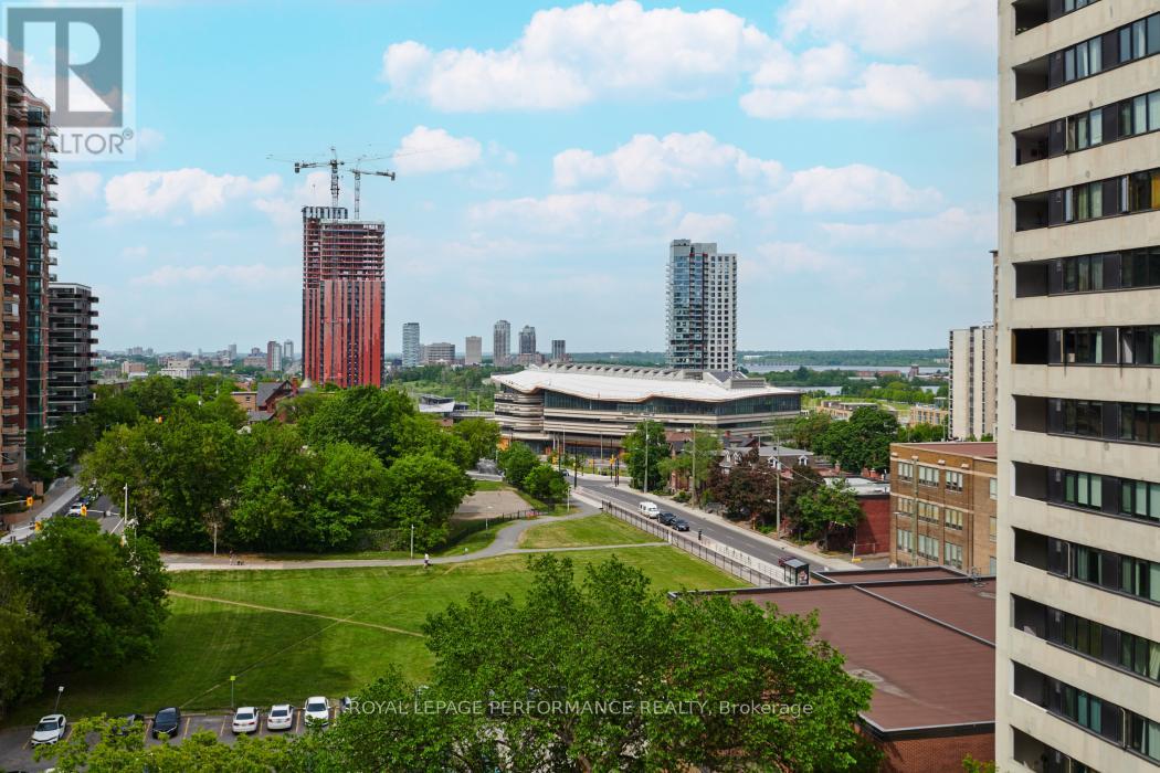 #1107 475 LAURIER AVENUE W - 12