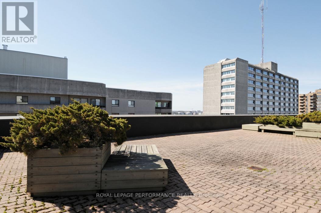 #1107 475 LAURIER AVENUE W - 14