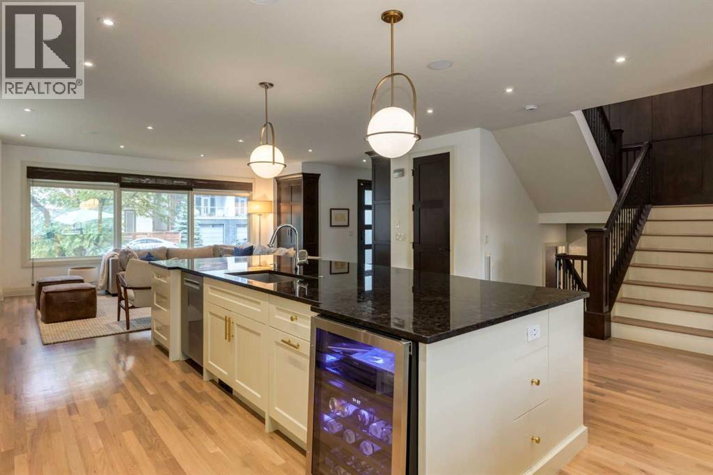 2339 Westmount Road NW - 21