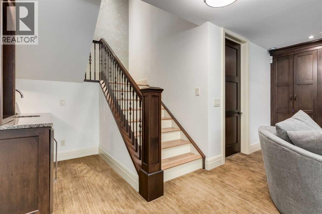 2339 Westmount Road NW - 39