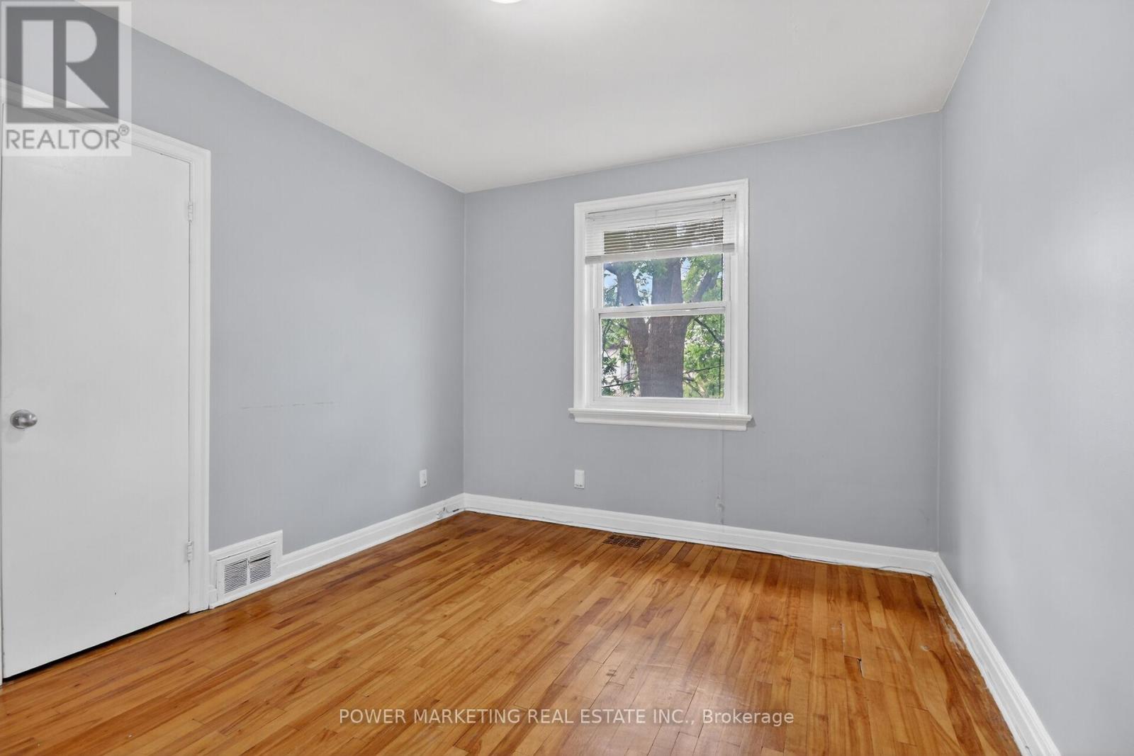 391 GREENWOOD AVENUE - 19