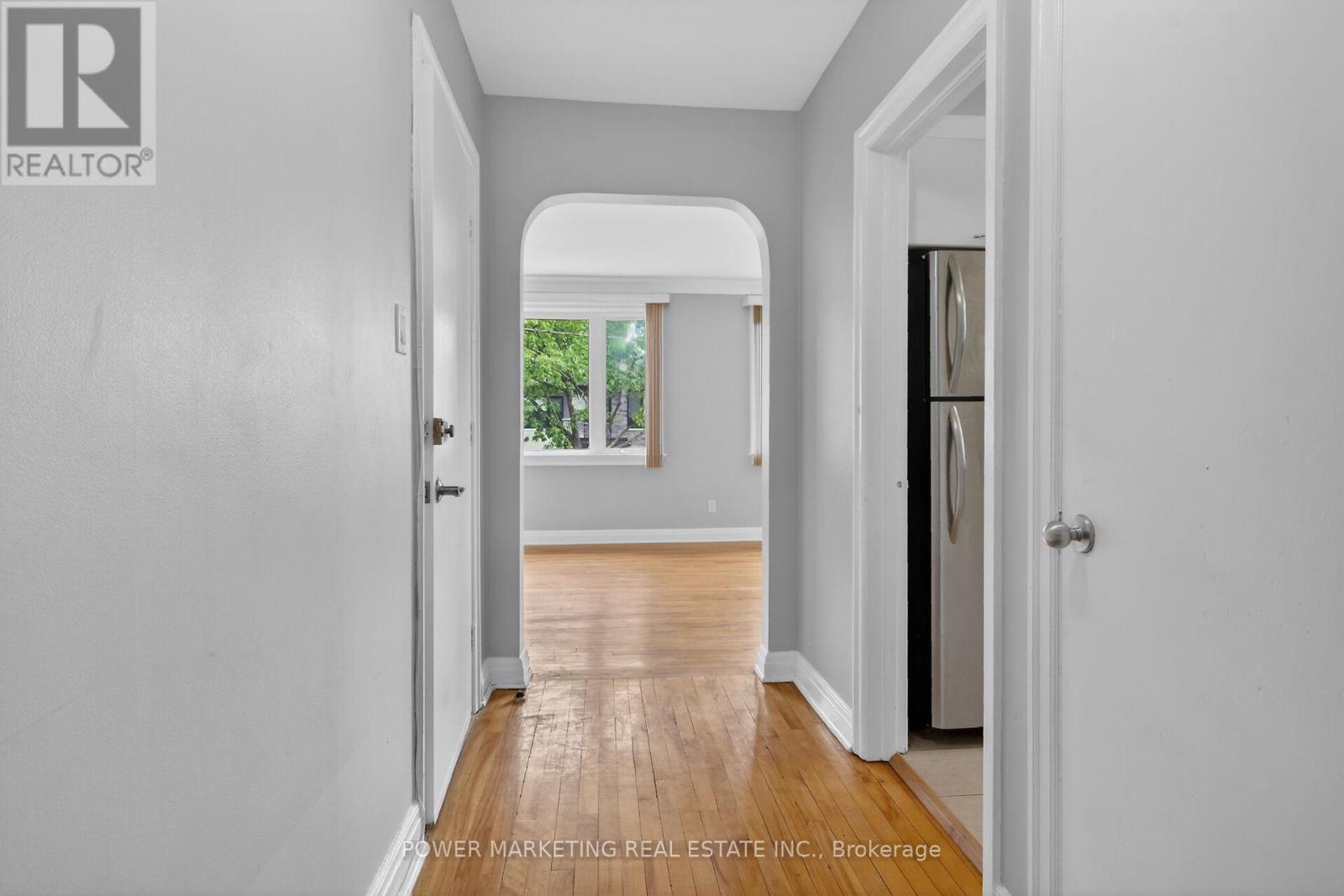 391 GREENWOOD AVENUE - 21