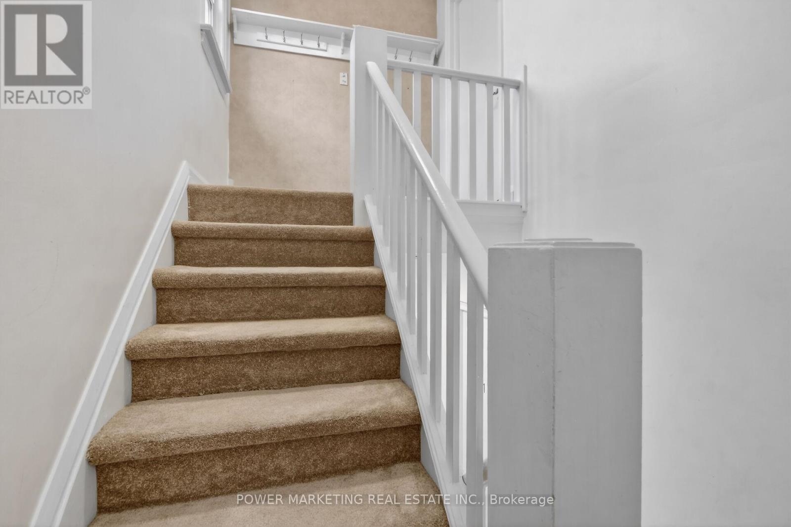 391 GREENWOOD AVENUE - 24