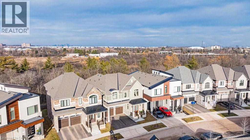 1456 FORD STRATHY Crescent - Image 2