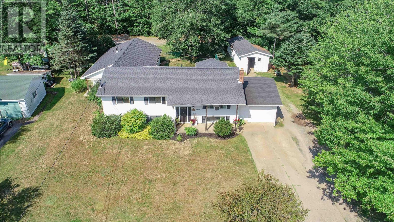 1353 Pinecrest Drive - 3