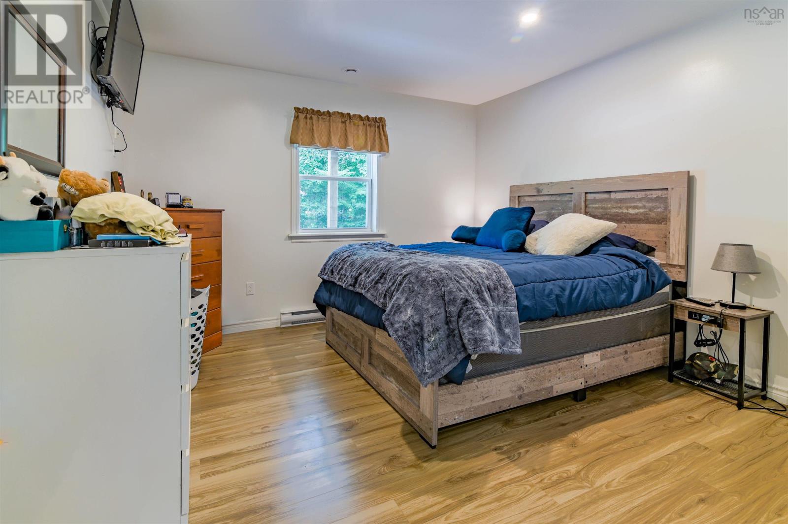 1353 Pinecrest Drive - 37