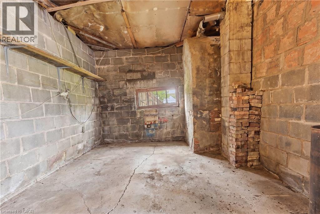 247 KING Street - 37