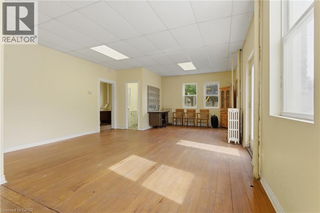 247 KING Street - 9
