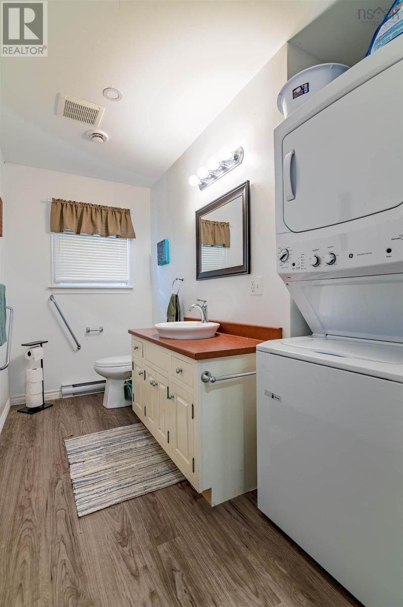 1353 Pinecrest Drive - 33