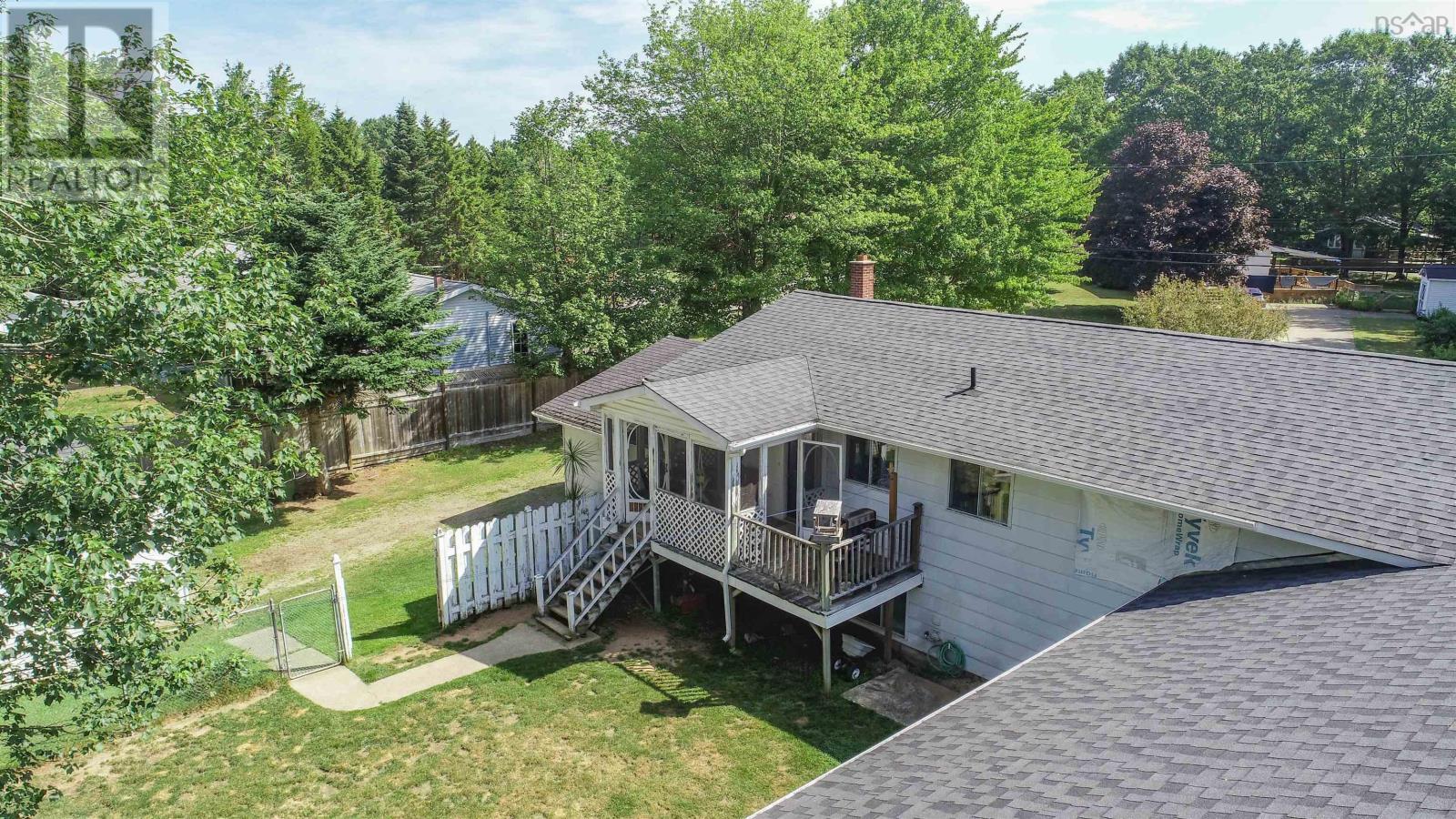 1353 Pinecrest Drive - 40