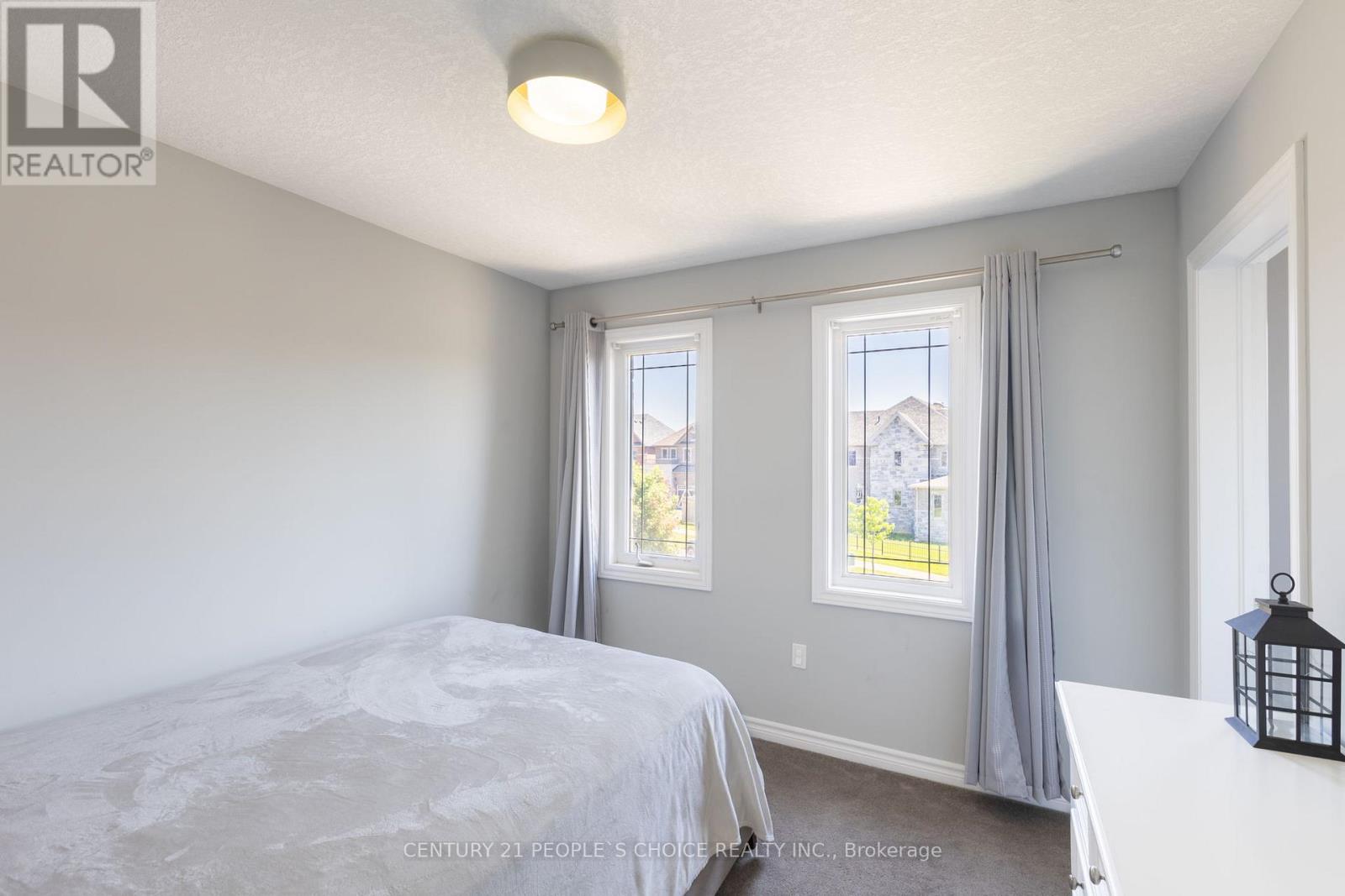 90 MORRISON AVENUE - 24
