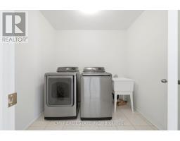 144 Gold Park Gate, Essa, ON L3W0L9 Photo 34