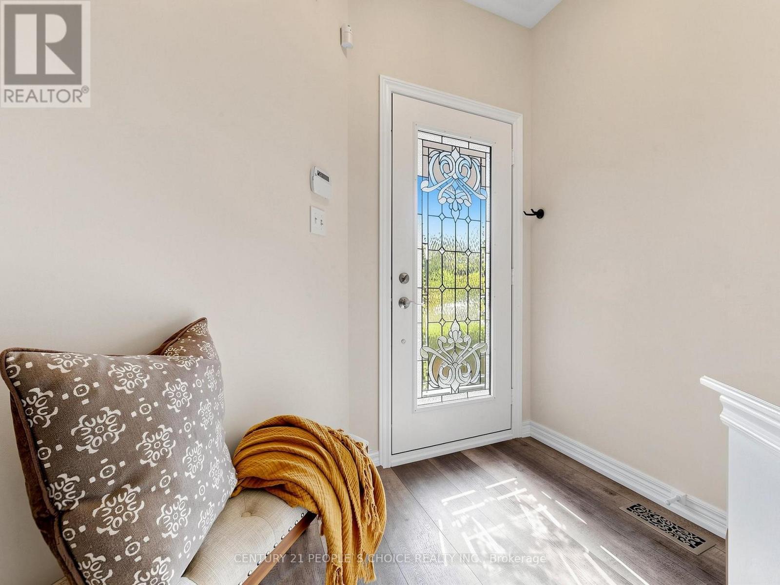 63 KERFOOT CRESCENT - 25