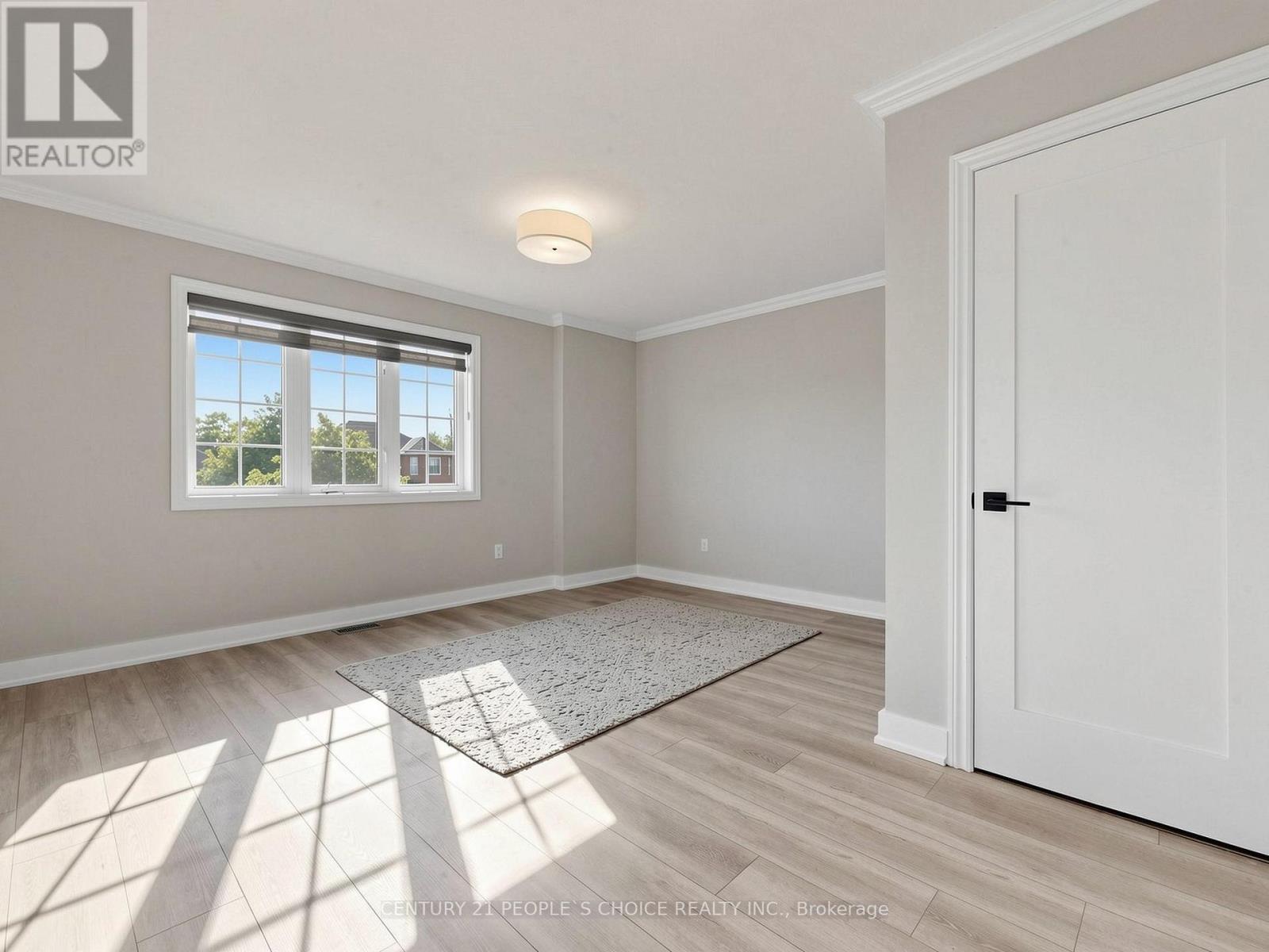 63 KERFOOT CRESCENT - 33