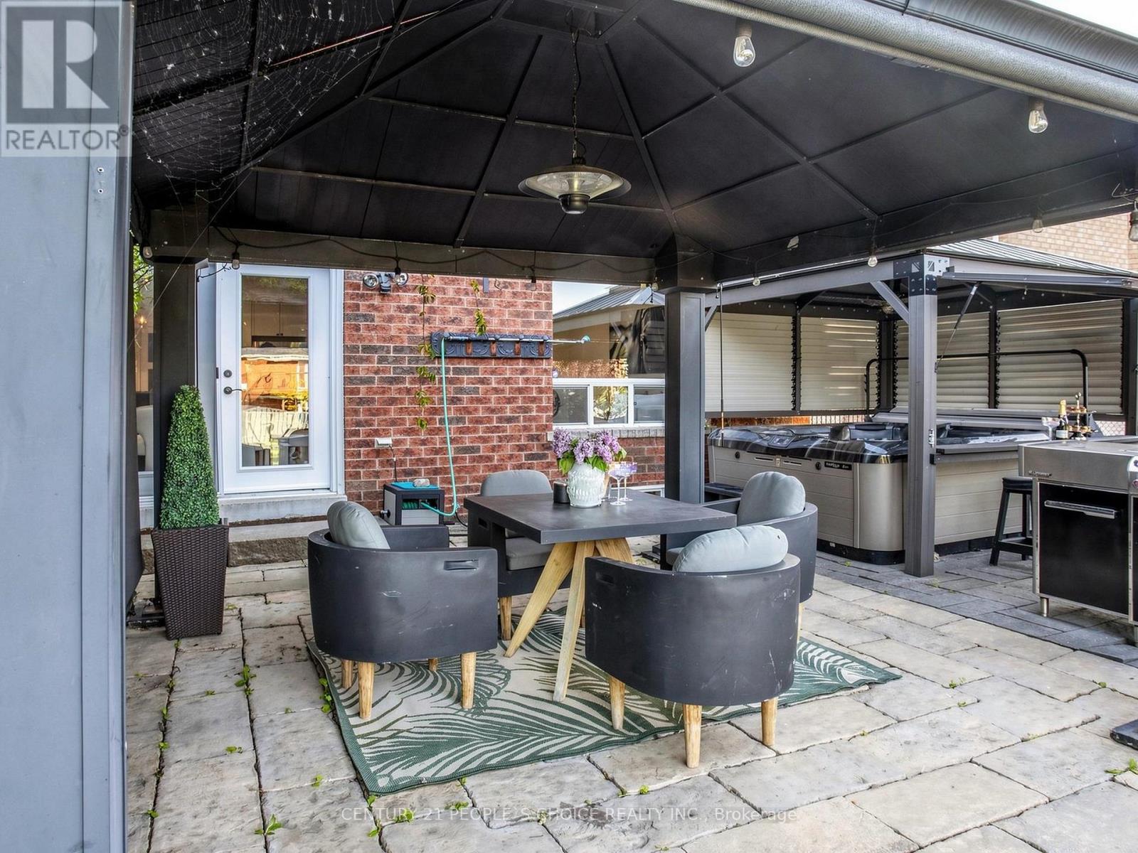 63 KERFOOT CRESCENT - 45