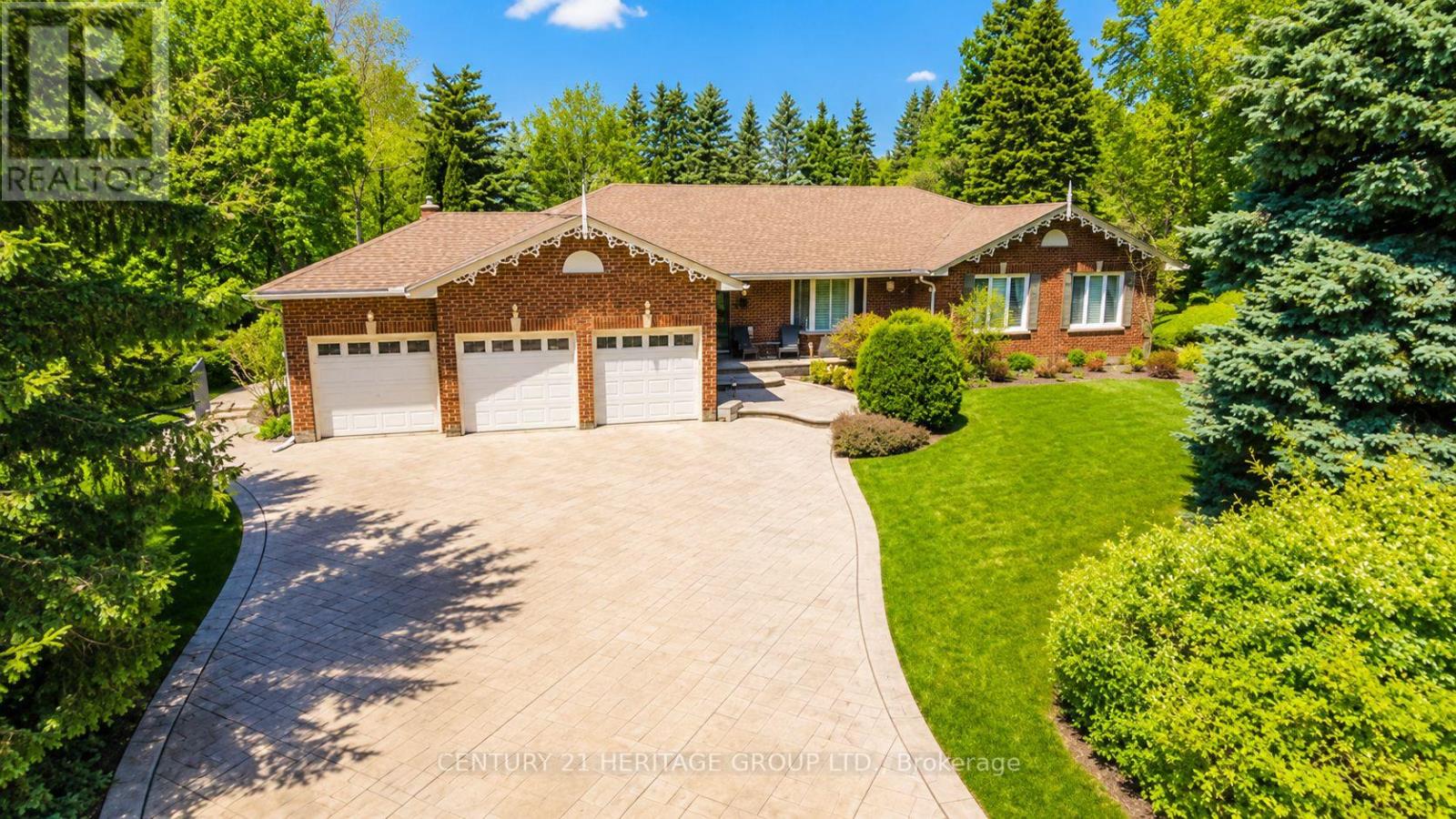 Listing photo of 287 BURNS BOULEVARD