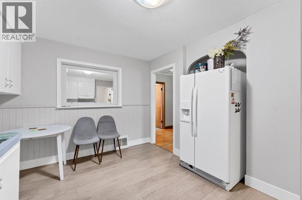 337 4 Street SW - 13
