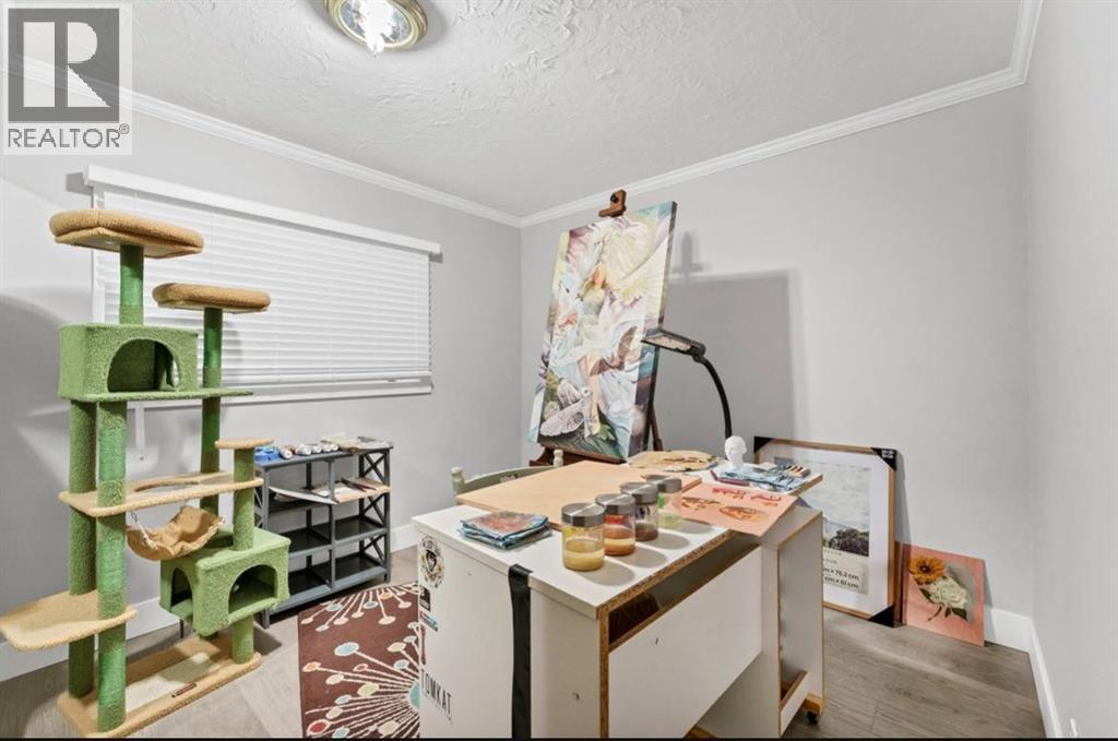 337 4 Street SW - 16