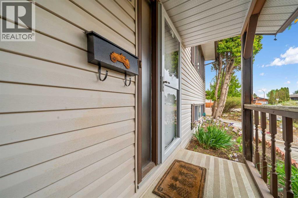 14 Rossdale Avenue SE - 6