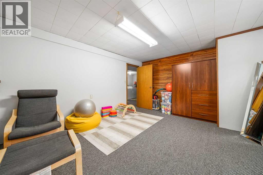14 Rossdale Avenue SE - 25