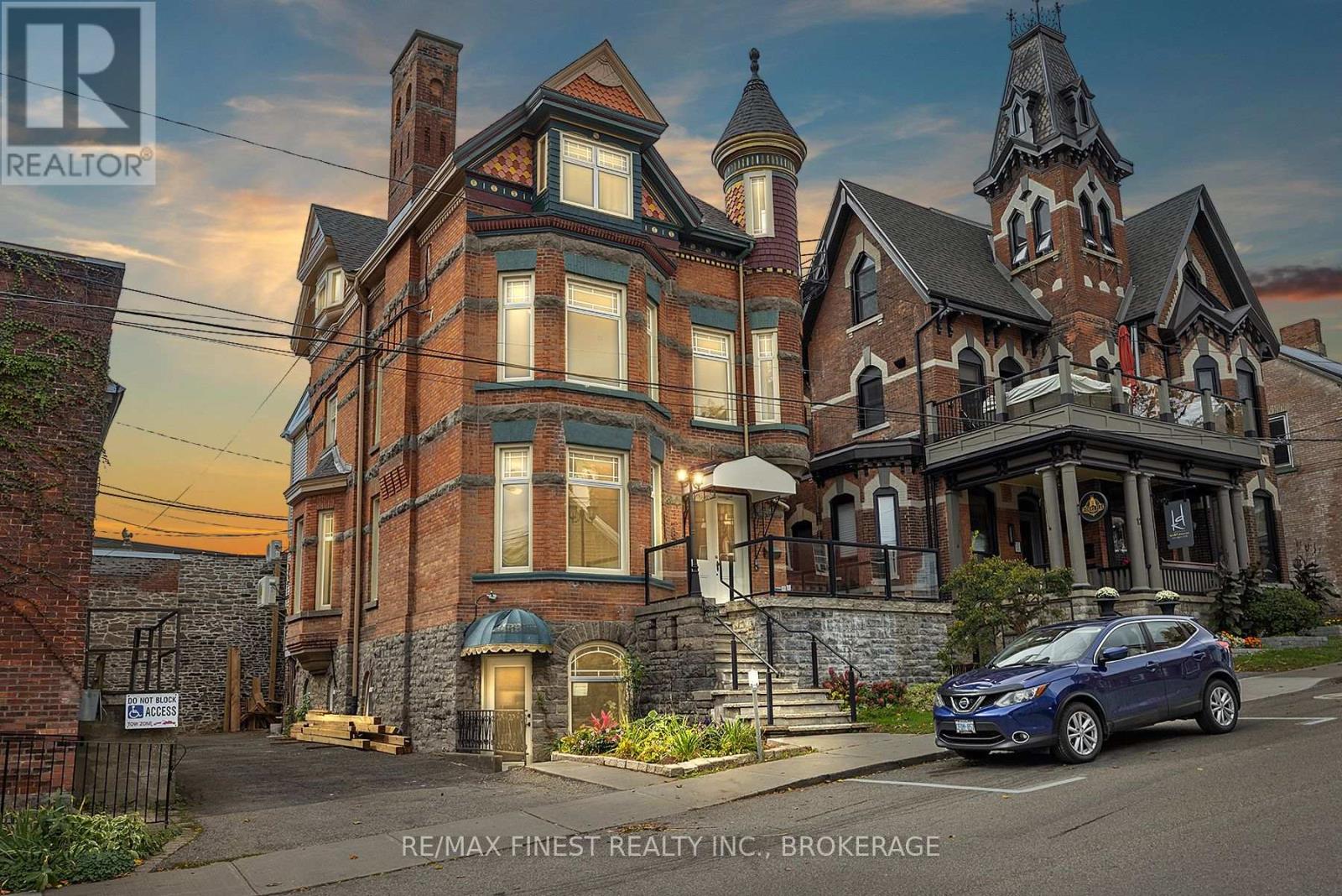 10 VICTORIA AVENUE - 1