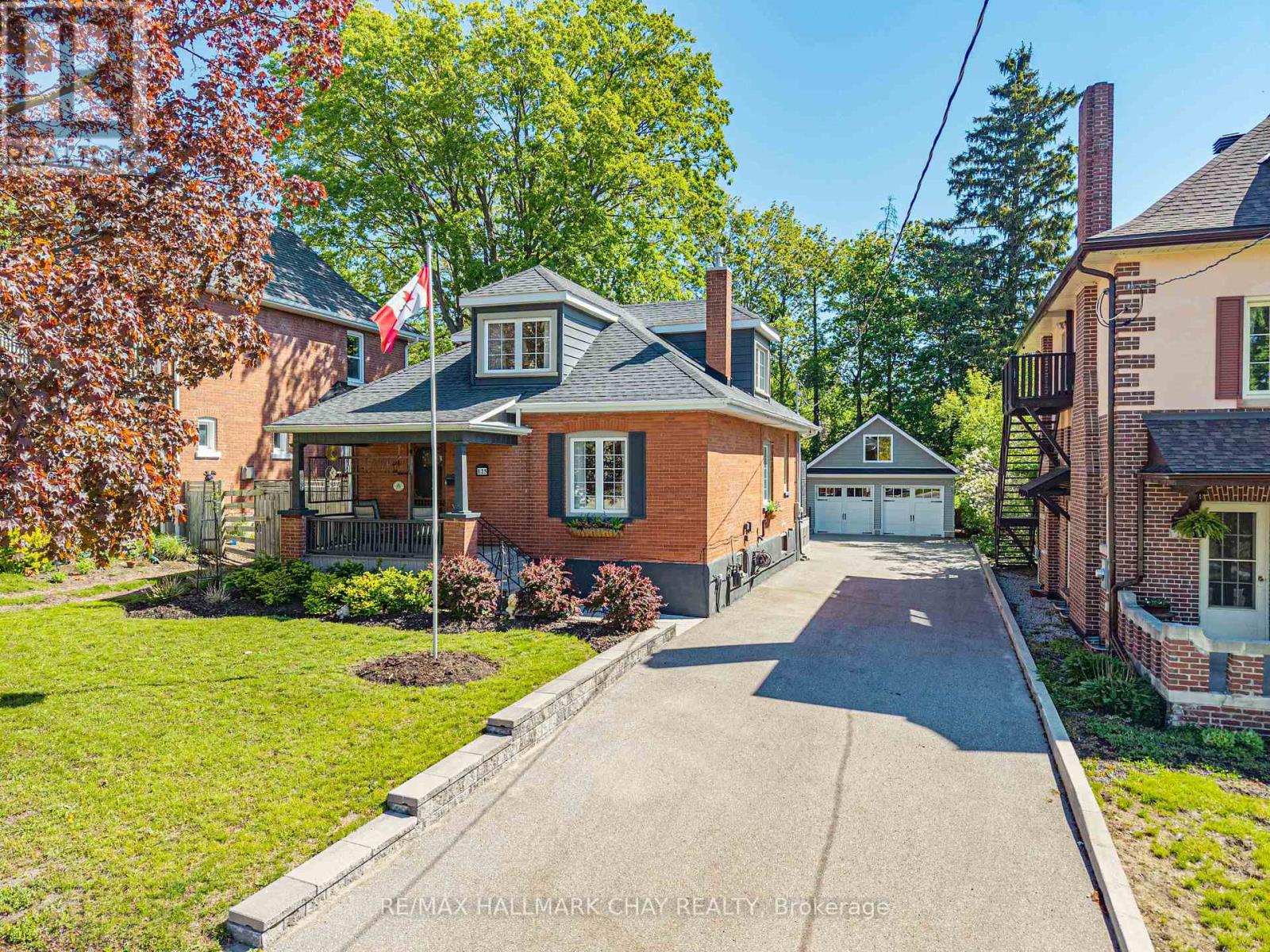 125 TORONTO STREET - 1
