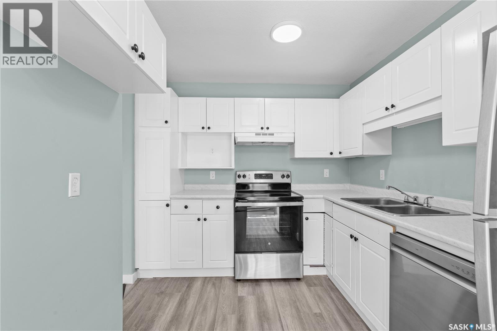 #14 103 Berini DRIVE - 10