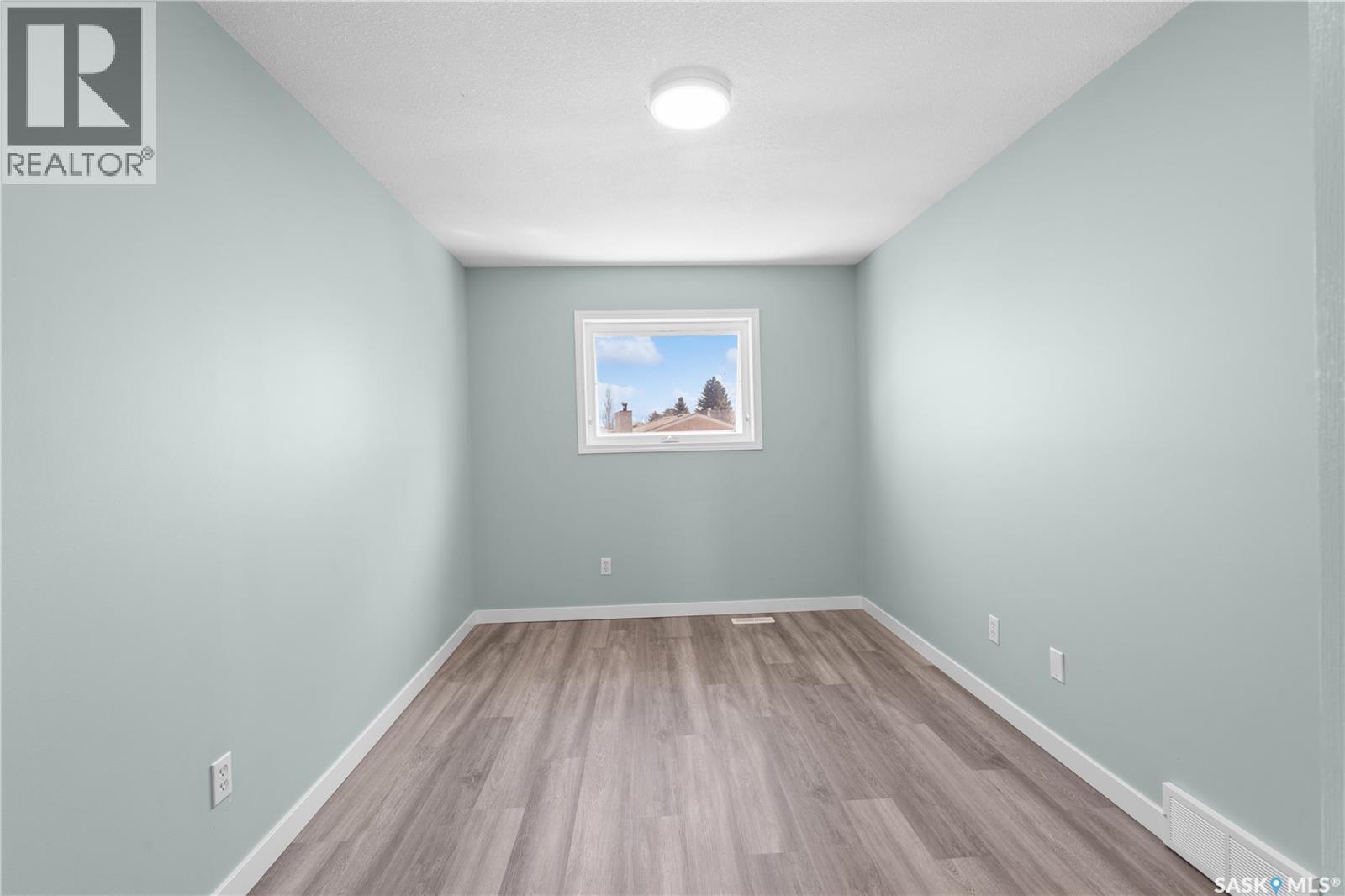 #14 103 Berini DRIVE - 26