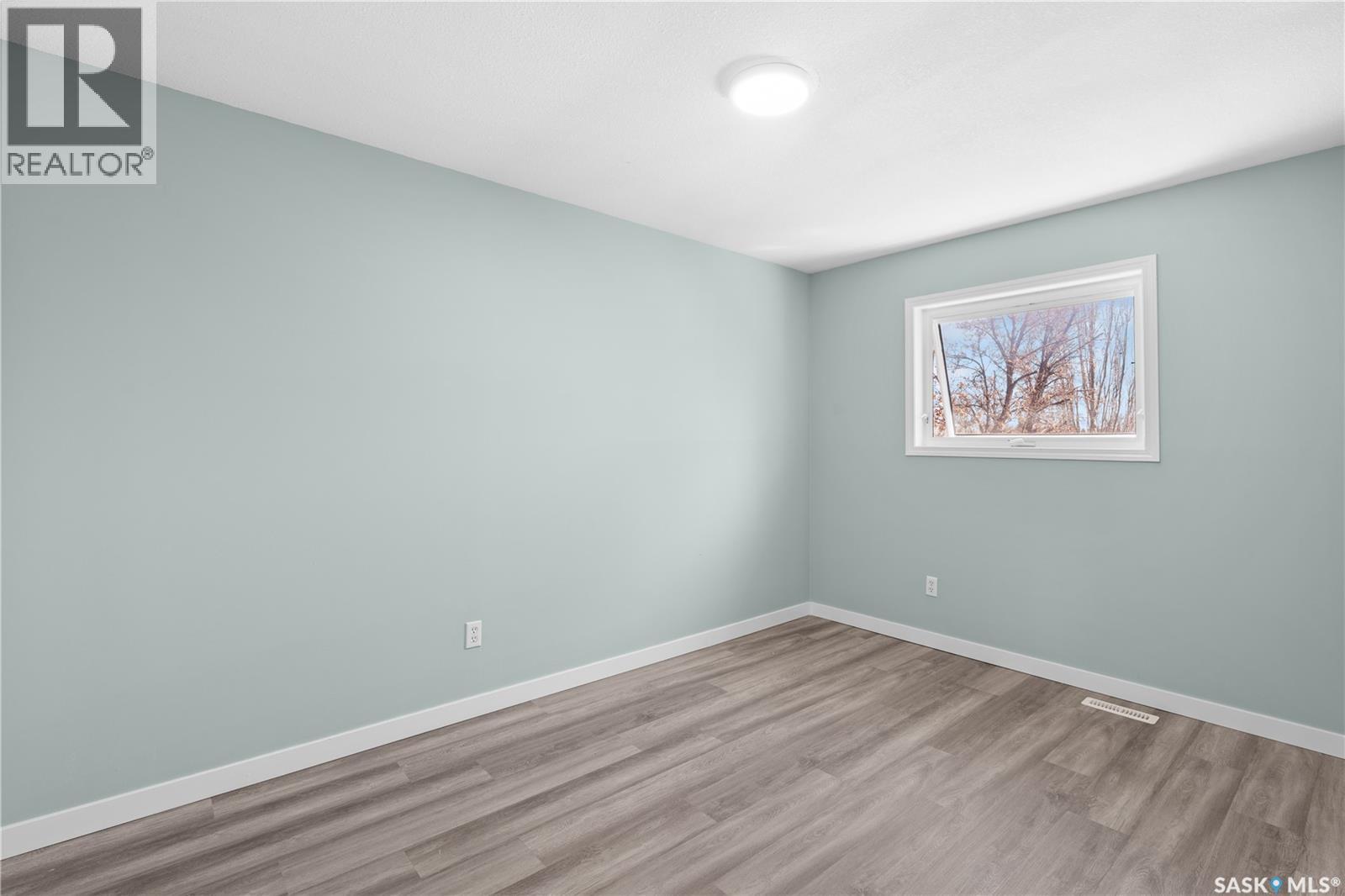 #14 103 Berini DRIVE - 24