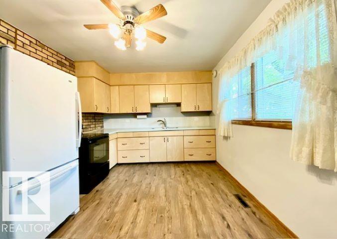 4104 55 ST — photo 10