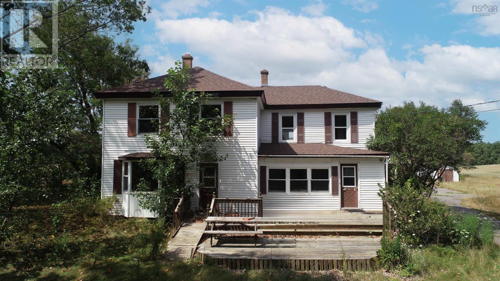 1639 Highway 1 - 1