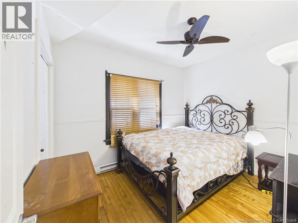 46 Donald Avenue - 11