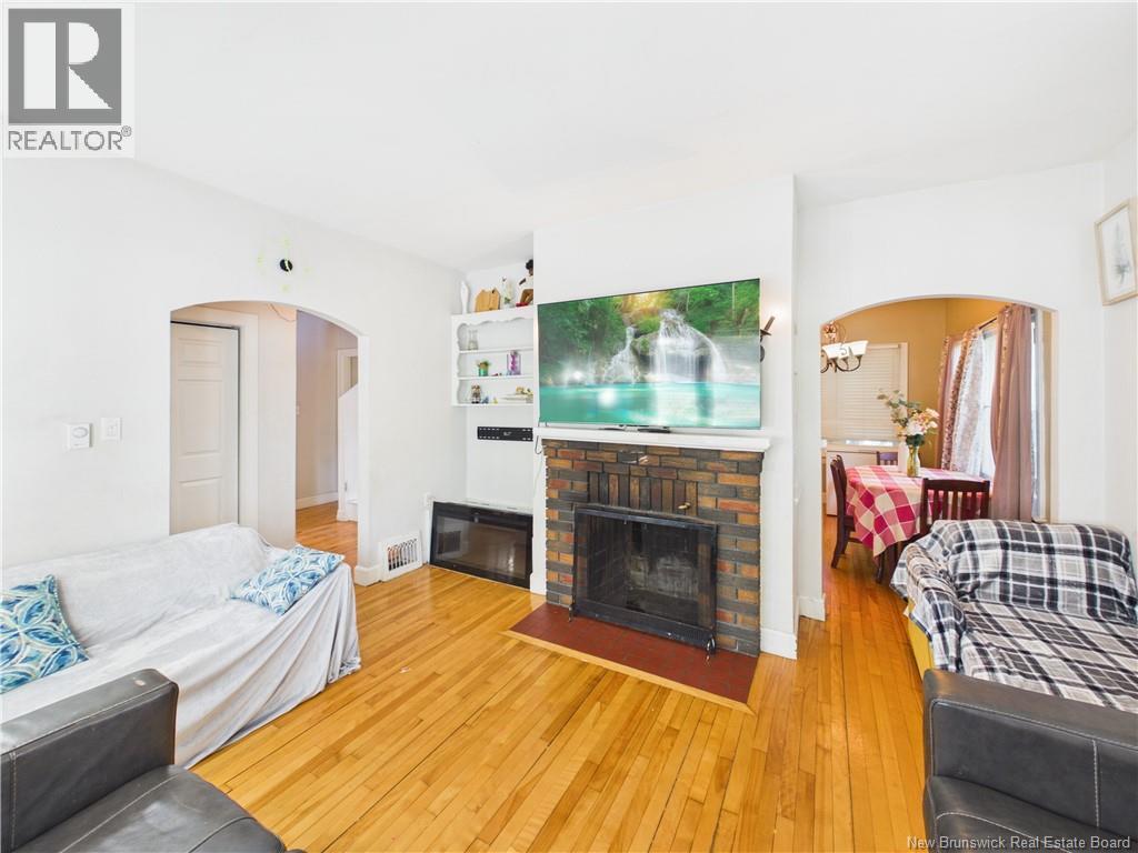 46 Donald Avenue - 4