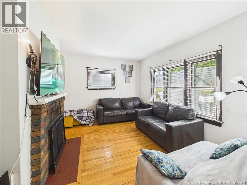 46 Donald Avenue - 5