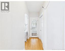 46 Donald Avenue, photo 3