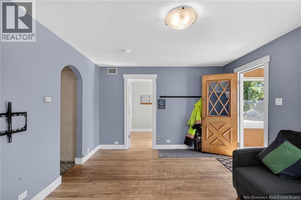 52 Airport Street - 22