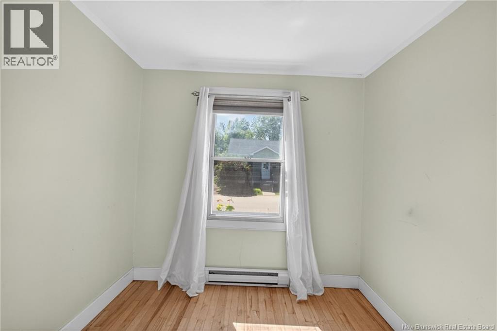 52 Airport Street - 24