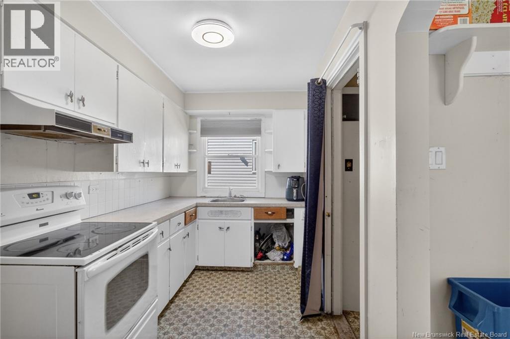 52 Airport Street - 27