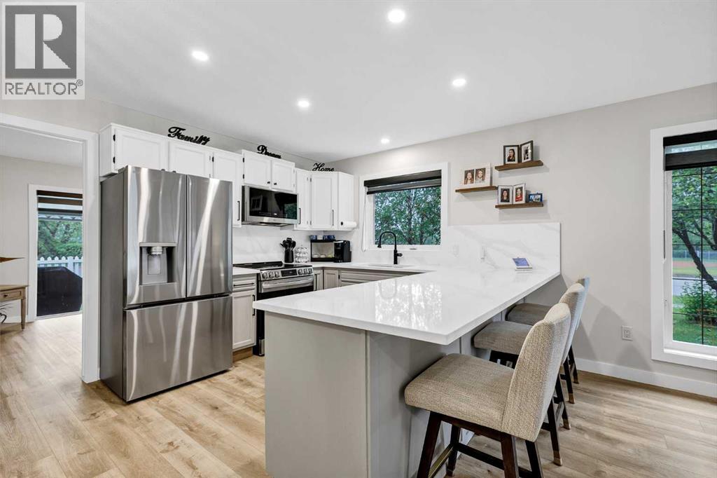 Chic white kitchen