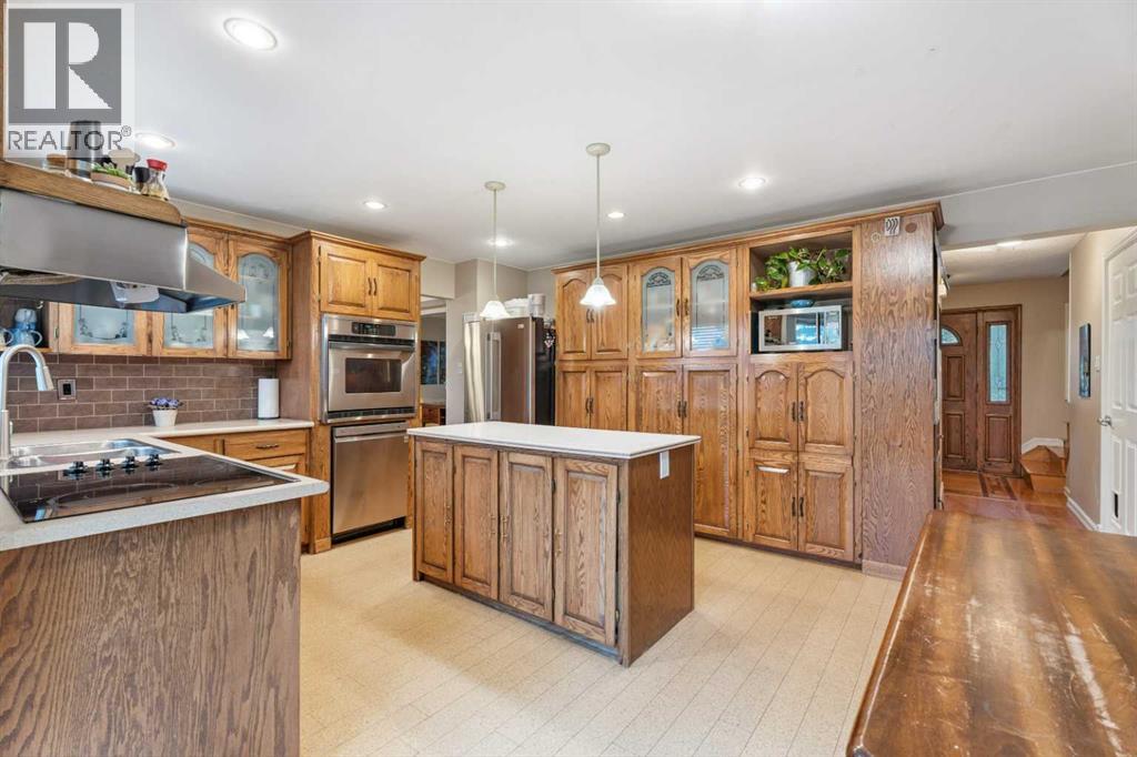 411 Wilderness Place SE - 14