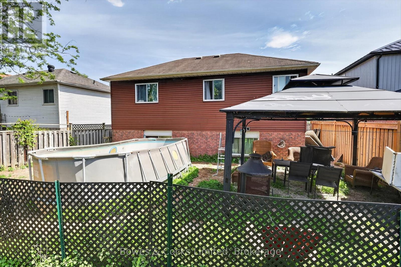 4 CLARET ROAD - 33