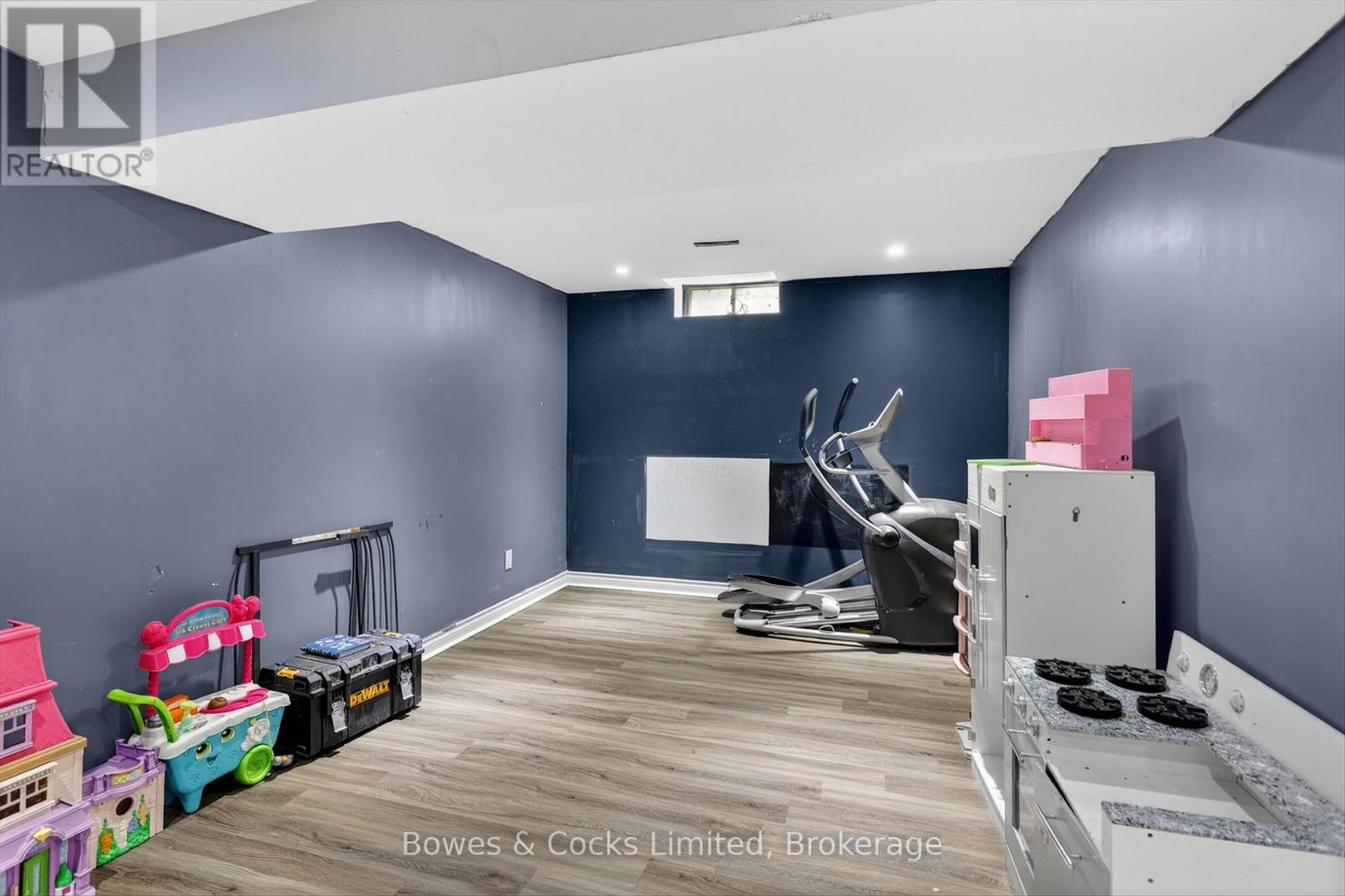 4 CLARET ROAD - 29