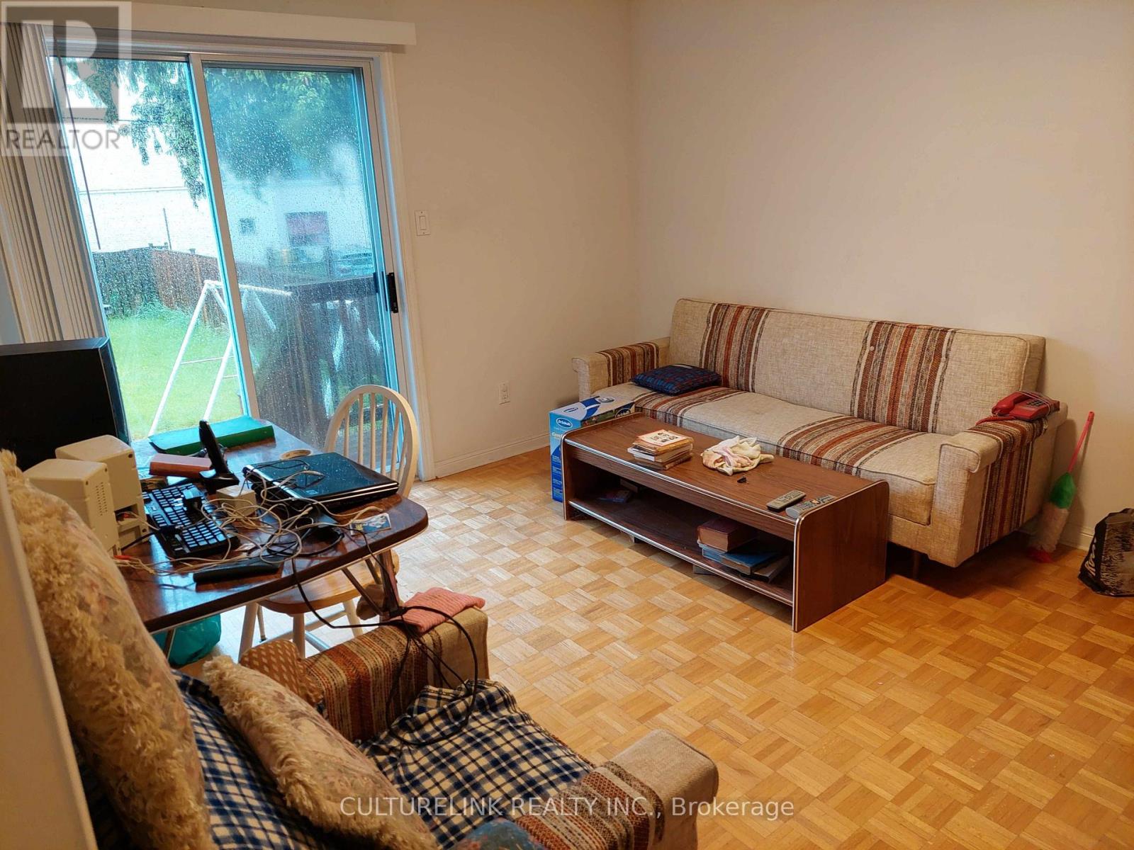 29 GOLDWIN AVENUE - 12