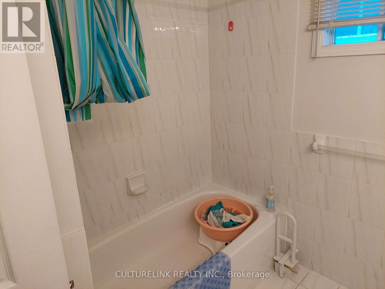 29 GOLDWIN AVENUE - 7